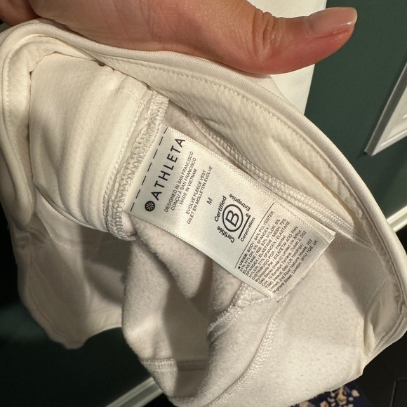 ATHLETA white zipper vest - Picture 2 of 3